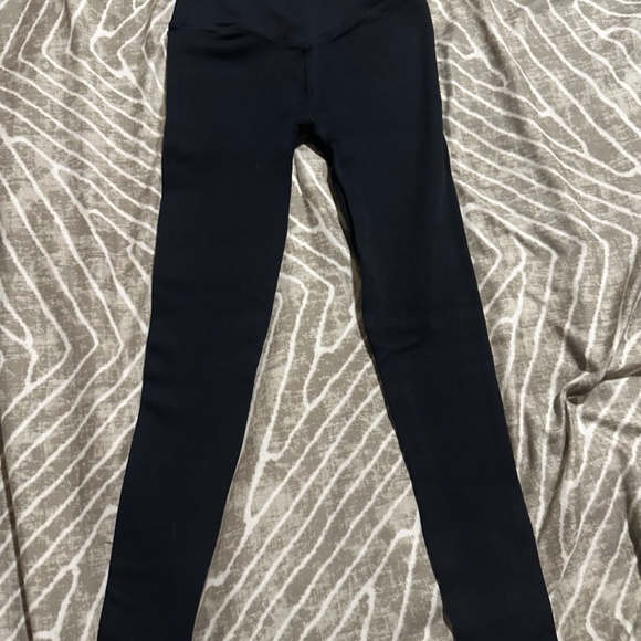 Black Bombshell Leggings. XS. Brand New - Picture 3 of 4